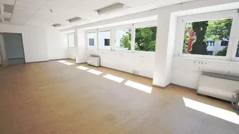 Expose 110m² Büro in U-Bahnnähe | 5. Liftstock &amp; Klima | Dauerparker &amp; Kundenparkplätze