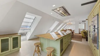 Expose LUXUS ÜBER WIEN *** DG-Maisonette beim Getreidemarkt mit rund 30m² Freifläche *** Luxusausstattung *** zwischen Mariahilfer Straße und Wienzeile