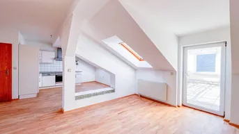 Expose Sanierungs/Renovierungs DG mit 20m² Terrasse | 150m zum Schloss Schönbrunn | 2 Min. zur U4