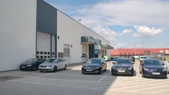 Expose Ebenerdige Lagerhalle mit 294m² im IZ-Süd | auch Büros verfügbar