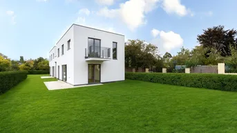Expose ERSTBEZUG | Exklusive Doppelhaushälfte | ca. 353 m² Garten | 4-5 Zimmer | Süd/Ost | Luftwärmepumpe | 2 KFZ-Stellplätze | 5 Minuten ins Zentrum Perchtoldsdorf
