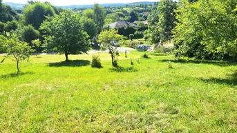 Expose #SQ - FORCHTENSTEIN: BAUGRUNDSTÜCK MIT TRAUMHAFTEM FERNBLICK AM WALDRAND