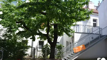 Expose #SQ - SANIERUNGSBEDÜRFTIGE WOHNUNG MIT TERRASSE IN INNENHOFRUHELAGE!