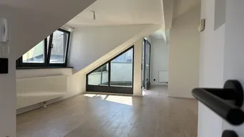 Expose #SQ - DG / LOFT - STILVOLLES WOHNEN MIT SONNIGER TERRASSE BEIM AUGARTEN (GAUßPLATZ) &amp; NÄHE DONAUKANAL (U4)