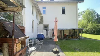 Expose #SQ - ALTBAU VILLA IN ABSOLUTER EINZIGARTIGER RUHELAGE