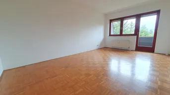 Expose * * * HOHE WOHNQUALITÄT nächst LKH/MedUni... 2 WESTLOGGIEN... PARKPLATZ... RADWEG * * * 