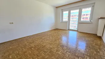 Expose * * * IDEALE 3er-WG... 4 RADMINUTEN zur TU-INFFELDGASSE... 2 LOGGIEN... LIFT... FERNWÄRME... * * * 