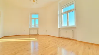 Expose * * * ENTZÜCKENDE CITY-WOHNUNG mit SCHLOSSBERGBLICK... 5 RADMINUTEN ZUR FH-JOANNEUM * * * 