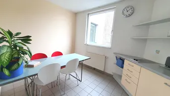 Expose * * * FLEXIBLE BÜROGRÖSSEN... TOP-ANBINDUNG... VERKEHRSGÜNSTIGER FIRMENSTANDORT... TIEFGARAGENPLÄTZE * * * 