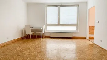 Expose Sonnige 2-Zimmer Wohnung in U-Bahn Nähe