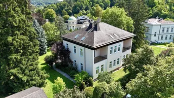 Expose DG-Wohnung in einer Villa inkl. Dachterrasse, Lift, Luftwärmepumpe, Fußbodenheizung, Weinkeller u.v.m.!