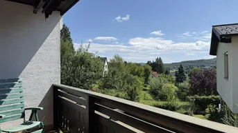 Expose Einfamilienhaus mit Fernblick ins Grüne | Garage &amp; Carport-Stellplatz | Südwest-Terrasse mit Sonnenschutz | Absolute Ruhelage I Voll unterkellert