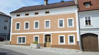 Expose Mehrfamilienhaus in Herzen von Aschbach