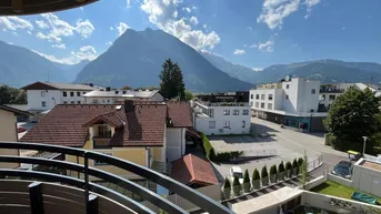 Expose Licht. Luft. Ausblick. Dachgeschoßwohnung mit Förderung nahe dem Bahnhof Golling!