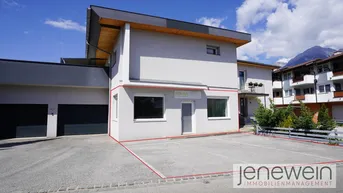 Expose 108 m2 EBENERDIG, BARRIEREFREI - BÜRO-VERTRIEB-LAGER-THERAPIERAUM