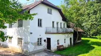 Expose EHEMALIGES BAUERNSACHERL IN IDYLLISCHER NATURLAGE -
