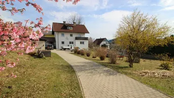 Expose TOP ANGEBOT IN UNMITTELBARER NÄHE DES GOLFPLATZES MILLSTÄTTER SEE! WOHNHAUS MIT ZWEI WOHNEINHEITEN UND 1.913 m² GRUNDSTÜCKSFLÄCHE (BAULAND)! DER PERFEKTE WOHNTRAUM FÜR DIE FAMILIE!