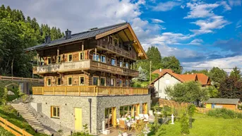 Expose LUXUS HAT EINE NEUE ADRESSE! SPEKTAKULÄRES ANWESEN MIT UNVERGLEICHLICHEM KOMFORT UND SCHÖNHEIT! NUR CA. 10 AUTOMINUTEN VOM MILLSTÄTTER SEE ENTFERNT!