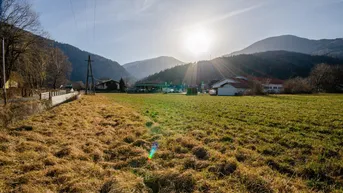 Expose BAUGRUNDSTÜCK ALS BAURECHT IN BESTER LAGE - GEWERBEGRUND UND WOHNGEBIET IN EINEM!