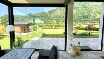 Expose IHR PRIVATES PARADIES IN SEENÄHE! TRAUMHAUS MIT WUNDERSCH�ÖN ANGELEGTEM GARTEN UND VIEL PRIVATSPHÄRE! EINE KOMPOSITION AUS MODERNE, TRADITION UND ÄSTHETIK!