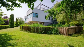 Expose EINE VILLA WIE EIN VERSPRECHEN: LEBENSKUNST IN DER NÄHE DES WÖRTHERSEES!
