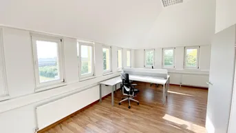 Expose Penthouse-Büro in gut frequentierter Lage