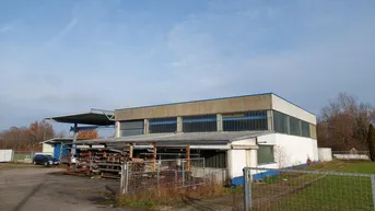 Expose Halle und Bürogebäude auf Betriebsbaugebiet