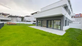 Expose Topmoderne 2-Zimmerwohnung mit Eigengarten und Tiefgaragenstellplatz!