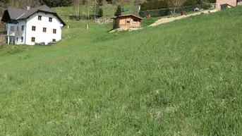 Expose Baugrund in sonniger Süd-West-Hanglage