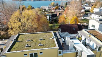 Expose Neuer Preis!!! - sanierte Dachterrassenwohnung in beliebter Lage mit Seeblick!