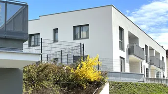 Expose Neuwertige 3-Zimmer Eigentumswohnung mit Seeblick in zentraler Lage