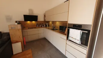 Expose Schöne neuwertige 3-Zimmer Wohnung mit großer Dachterrasse !!!