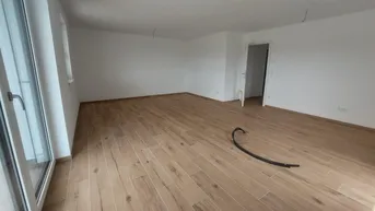 Expose Erstbezug! 3- Zimmerwohnung im 1. Obergeschoss - Top 4