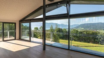 Expose Blick zum Attersee