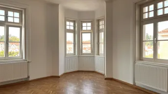 Expose 5-Zimmer-Altbauwohnung *traumhafte Aussicht*