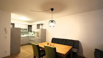Expose Tolle 2 Zimmer Wohnung im Zentrum von Mondsee mit Terrasse, Tiefgarage, Lift. Neuwertig !