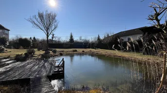 Expose Baugrundstück mit idyllischem Schwimmteich