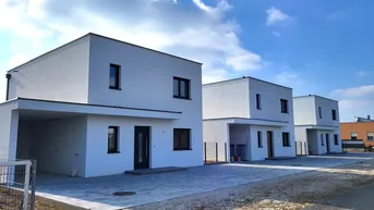 Expose Modernes Eck-Reihenhaus in ruhiger Lage - Erstbezug