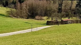 Expose Baugrund mit atemberaubenden Ausblick - Aufgeschlossen &amp; ohne Bauzwang.