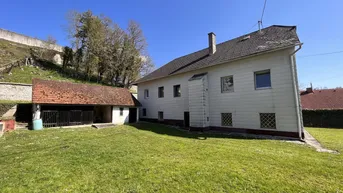 Expose Historisches Haus mit großem Garten