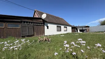 Expose Sanierungsbedürftiges Haus - Sonne &amp; Ausblick inklusive