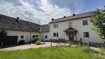 Expose Wohnhaus samt Wirtschaftstrakt mit Entwicklungsmöglichkeiten