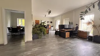 Expose Top-Büro-, Praxis-, Kanzleifläche - ganzes Haus plus Freiflächen