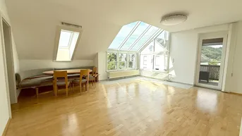 Expose Wohlfühlwohnung im Dachgeschoss mit Balkon