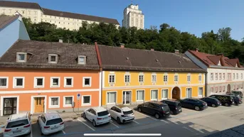 Expose Neue Mietwohnung im Zentrum mit Balkon