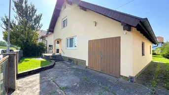 Expose Zuhause zum Verlieben! Gepflegtes Haus mit herrlichem Garten und Garage!