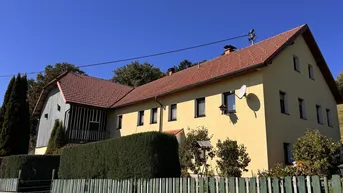 Expose Ländlicher Wohntraum mit viel Platz zum Leben