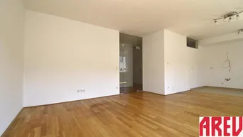 Expose EINZIGARTIGE WOHNUNG MIT BALKON NAHE DER LANDSTRASSE!