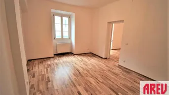 Expose SCHÖNE 2 -ZIMMER WOHNUNG MIT KÜCHE NAHE DER LANDSTRASSE!