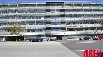 Expose VERWIRKLICHEN SIE IHREN TRAUM VOM EIGENEN BUSINESS - B02